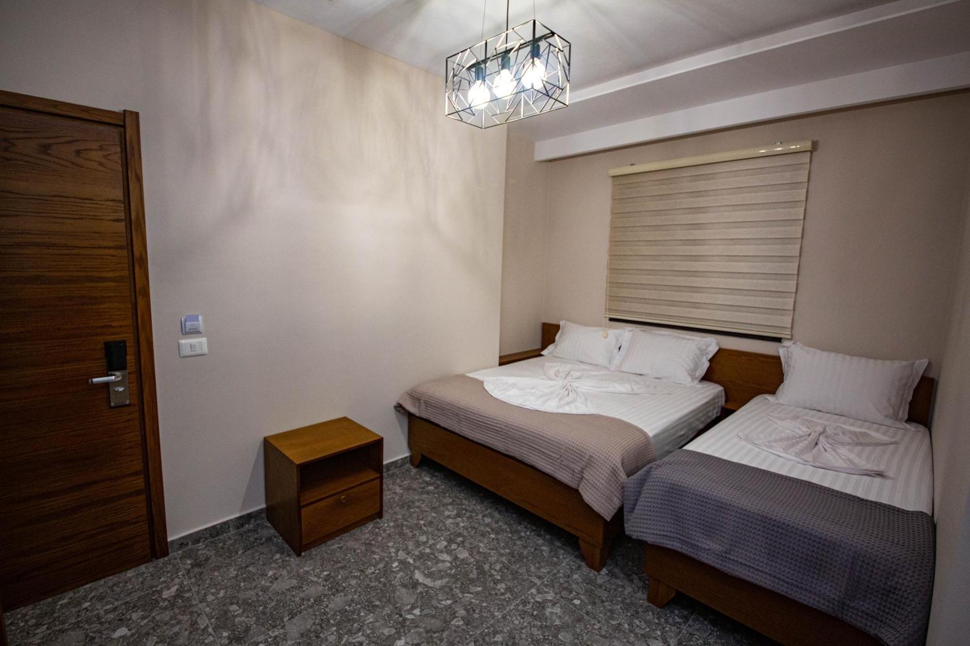 Hotel Center Ksamil Cameră foto