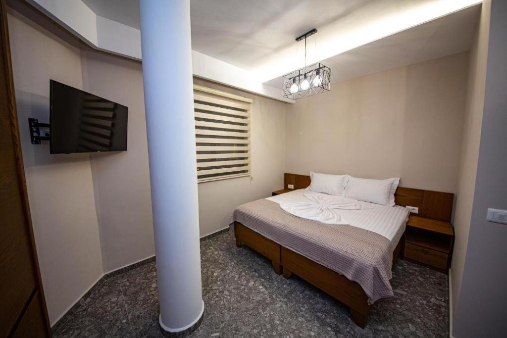 Hotel Center Ksamil Exterior foto